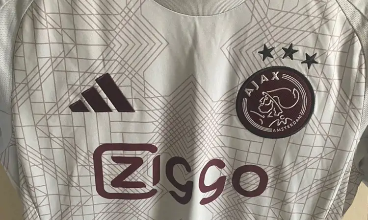 Ajax 3e shirt 2024-2025 uitgelekt
