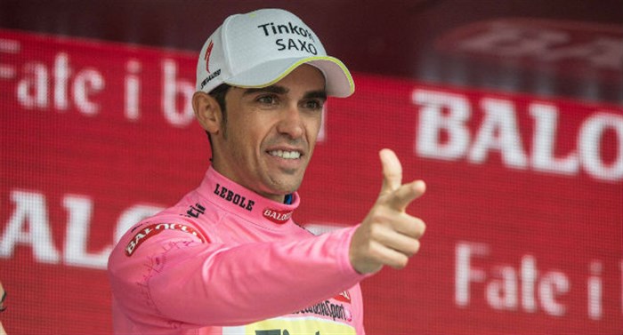 Alberto -contador -roze -trui -giro