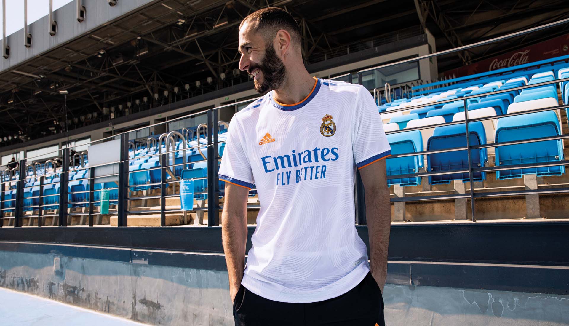 leerboek trog Netjes Real Madrid thuisshirt 2021-2022 - Voetbalshirts.com