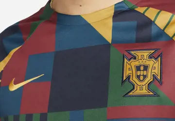 portugal-warming-up-shirt-2022-2023-b.jpeg