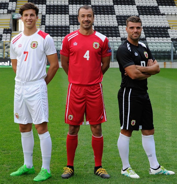 Gibraltar -voetbalshirts -2016-2017