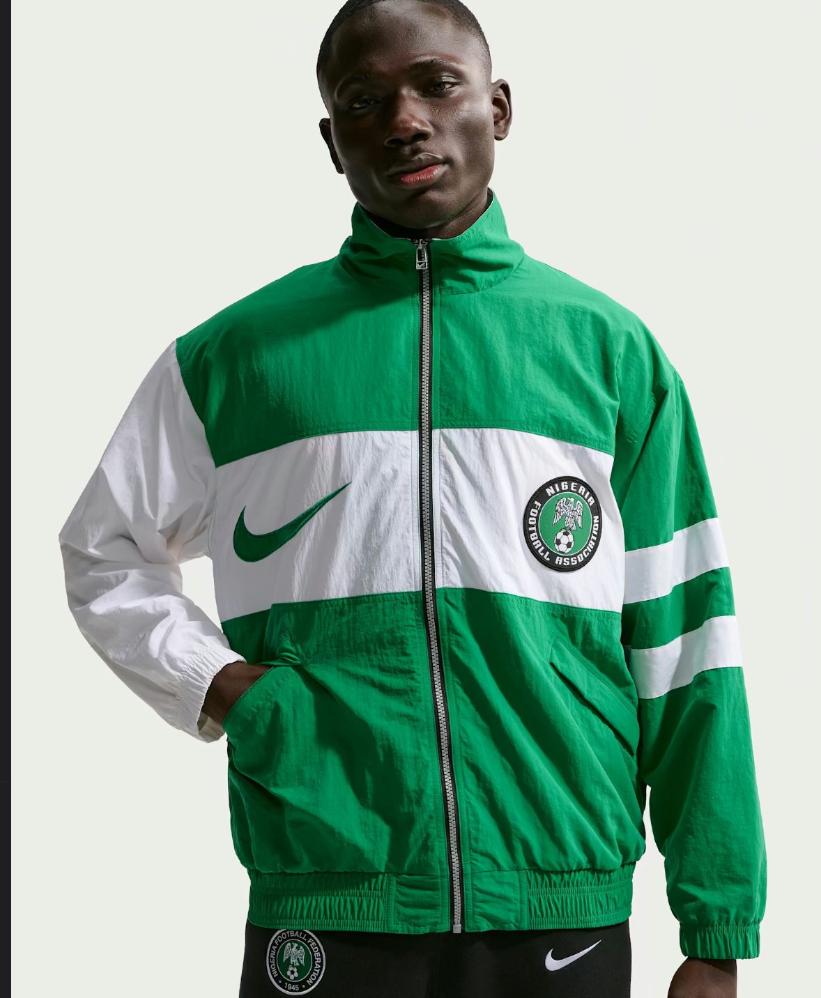 Nike lanceert re-issue Nigeria voetbalshirt 1996