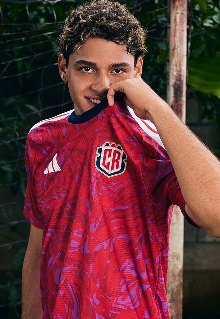 Costa Rica WK 2026 thuisshirt viert PURA VIDA!