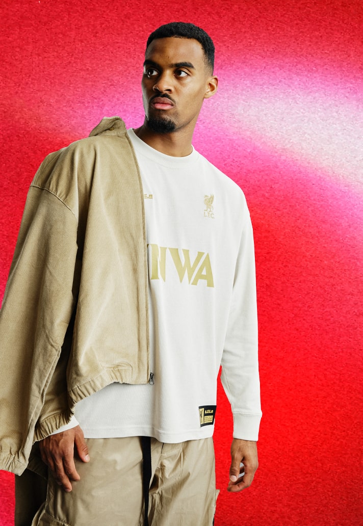 Chapter 2! Nike en LeBron lanceren opnieuw uniek Liverpool FC voetbalshirt