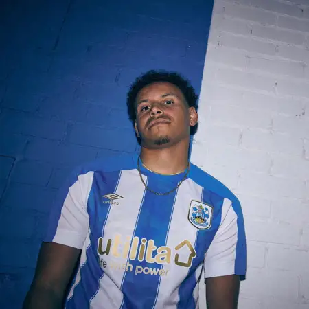 Huddersfield Town voetbalshirts 2023-2024
