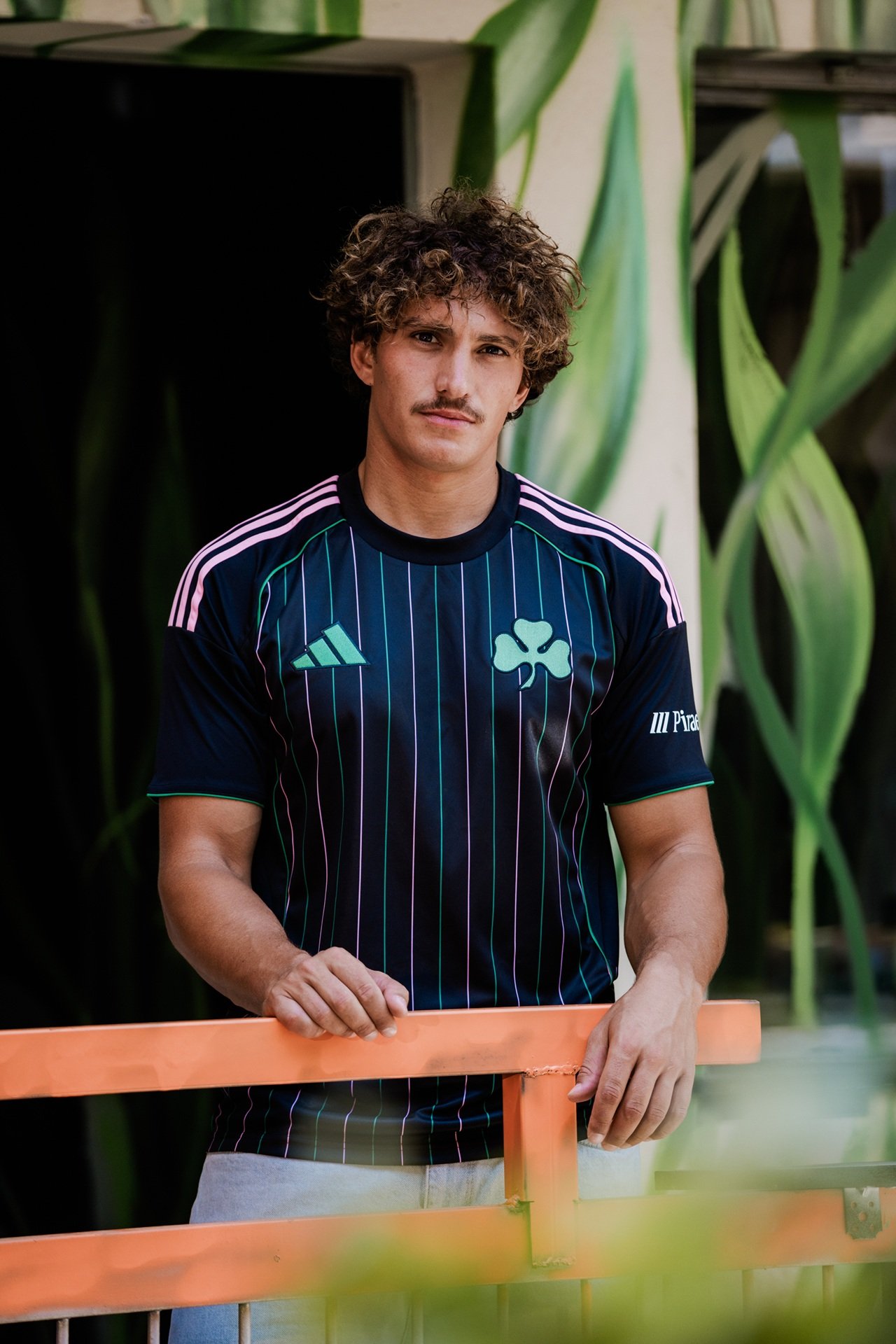 Dit zijn de Panathinaikos voetbalshirts 2025-2026