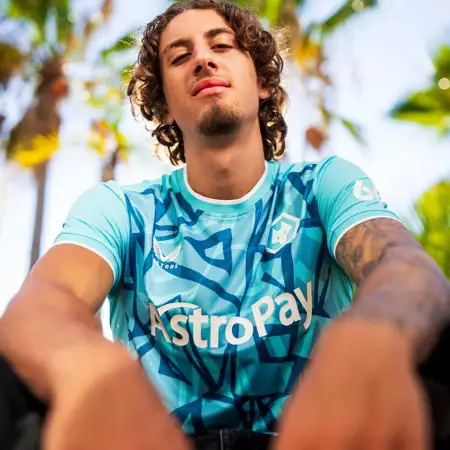 Wolverhampton Wanderers voetbalshirts 2023-2024