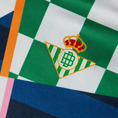 Real Betis warming-up shirt in stijl Fiestas De Primavera