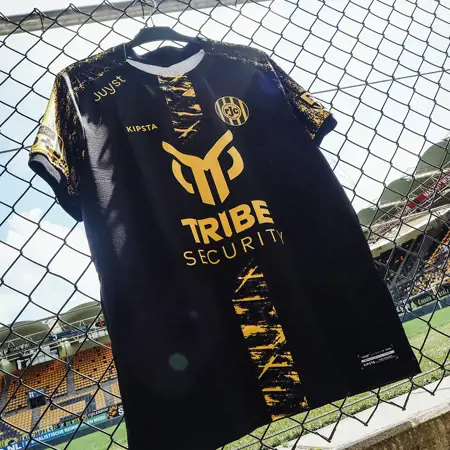 Dit zijn de Roda JC voetbalshirts 2024-2025