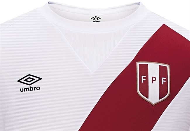 Peru Thuisshirt 2014-2015 2 (1)