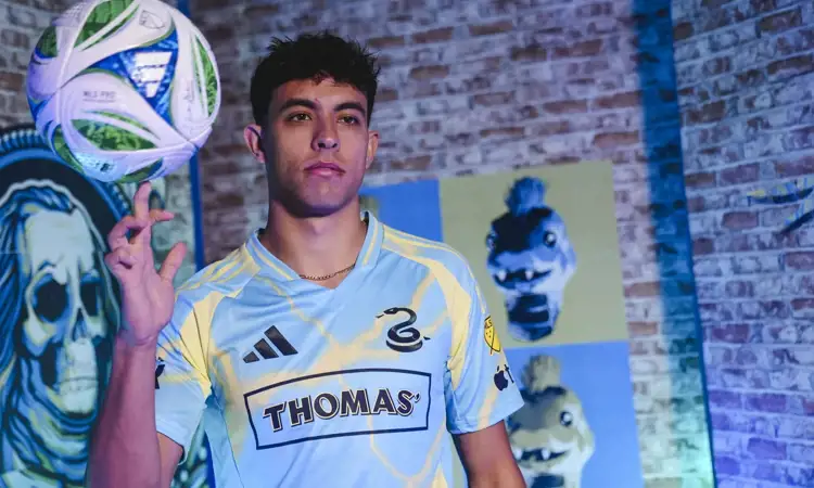 Philadelphia Union uitshirt 2025-2026 dondert en bliksemt!