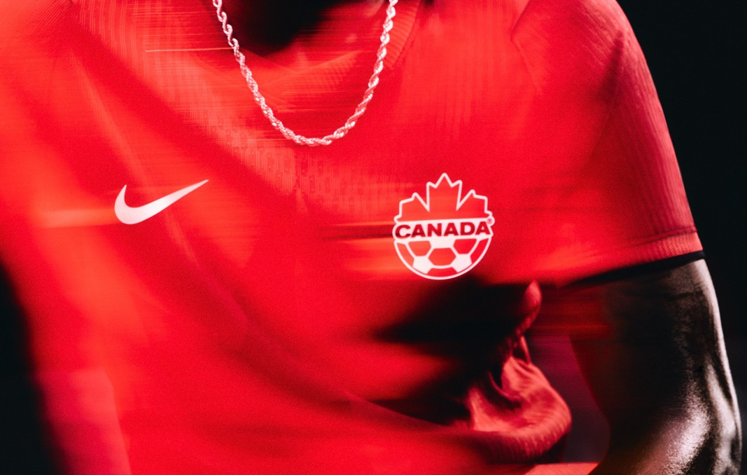 Canada WK 2026 voetbalshirts eren nationale symbool en landschap!
