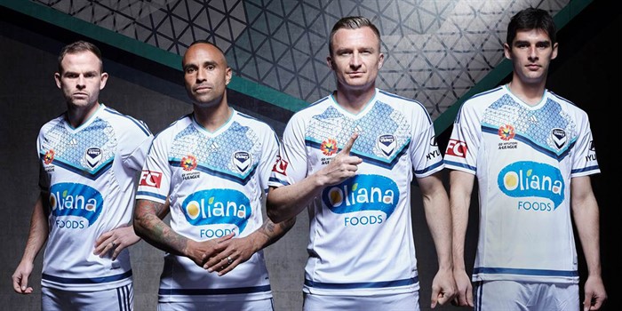 Melbourne -Victory -voetbalshirts -2015-2016-3