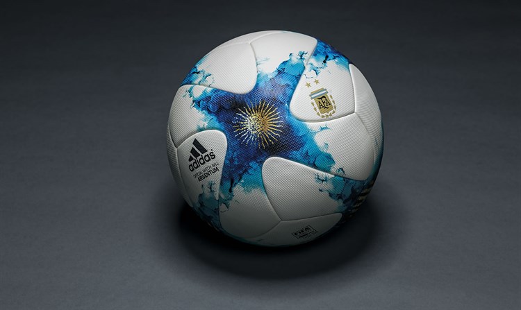Adidas -argentum -2017-voetbal