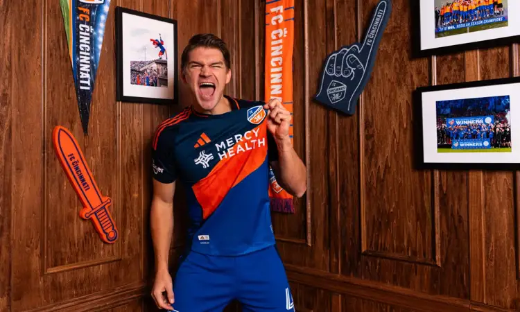 FC Cincinnati thuisshirt 2025-2026 geïnspireerd door USL shirt 2016