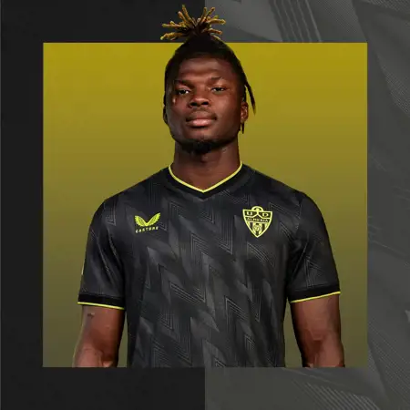 UD Almeria voetbalshirts 2023-2024