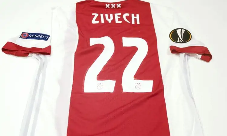 Officiële bedrukking Ajax thuisshirt 2017-2018