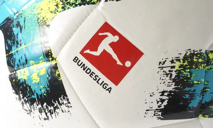 Officiële adidas Bundesliga Torfabrik voetbal 2017-2018