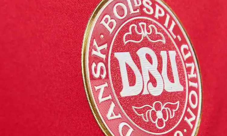 Denemarken limited edition 1992 voetbalshirt 2017-2018