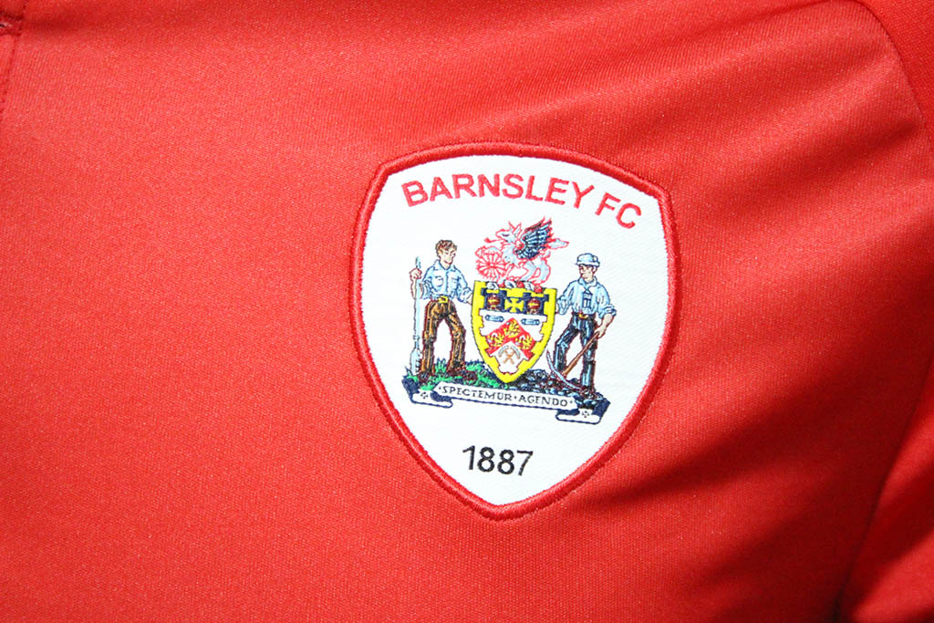 barnsley-shirt-2017-2018.jpg