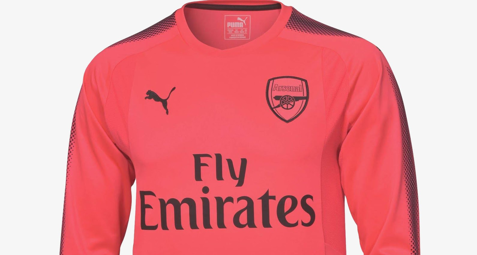 Arsenal lanceert ook roze keepersshirt voor 2017-2018