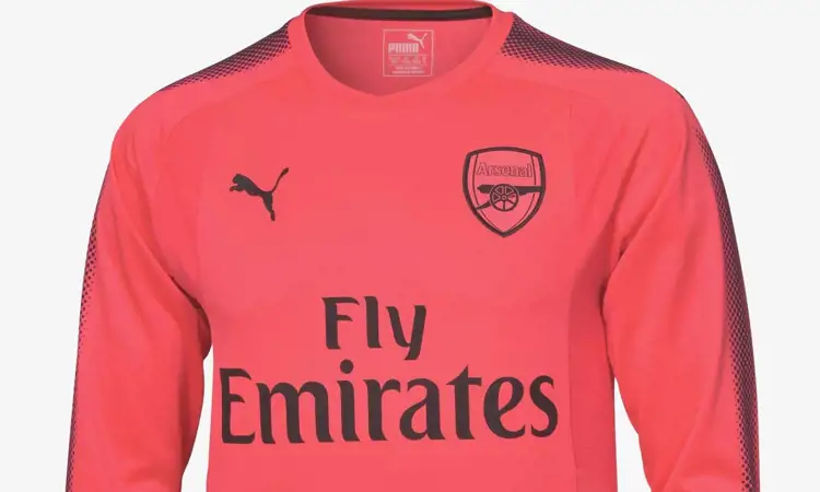 Arsenal lanceert ook roze keepersshirt voor 2017-2018