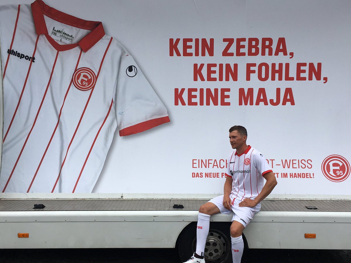 fortuna-dusseldorf-thuisshrit-2017-2018.jpg