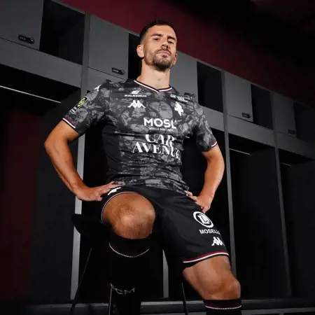 FC Metz Voetbalshirts 2023-2024