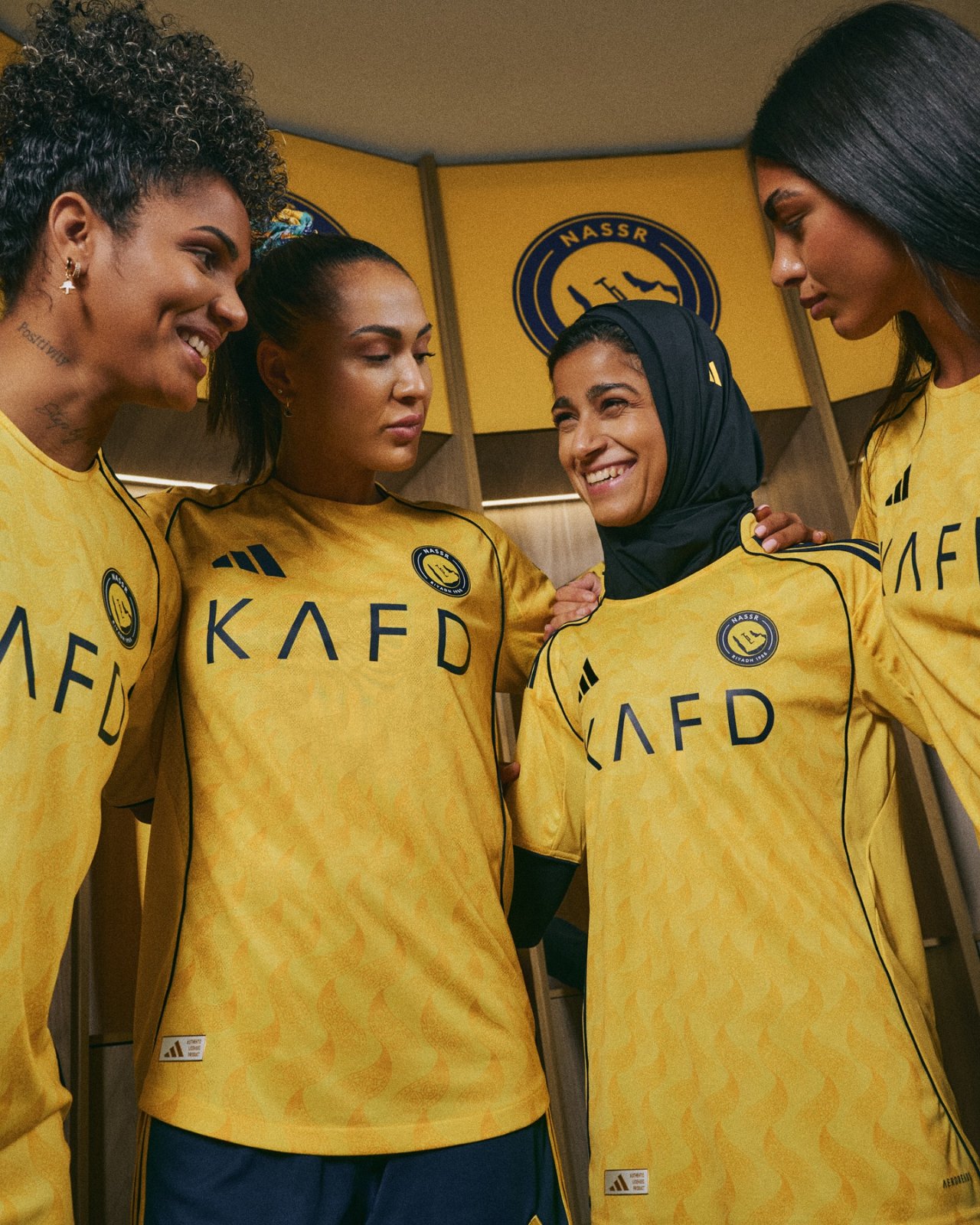 Al-Nassr voetbalshirts 2025-2026 geïnspireerd door zon en sterren boven Riyadh