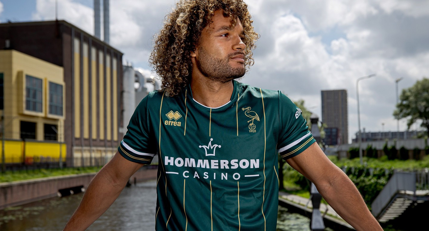 Ado Den Haag Uitshirt 2024 2025 L