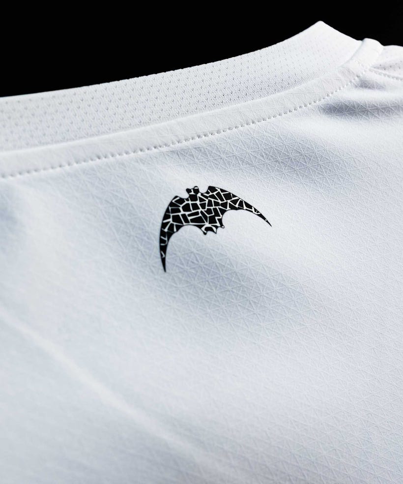 Valencia CF voetbalshirts 2025-2026 ode aan de stad, clubkleuren en Senyera