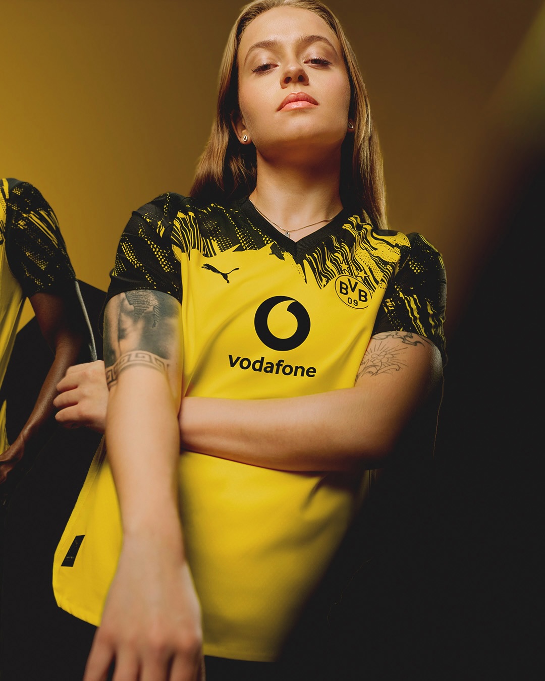 Borussia Dortmund thuisshirt 2025-2026 ode aan sfeer in stadion!