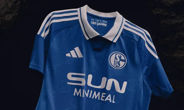 Dit zijn de Schalke 04 voetbalshirts 2024-2025