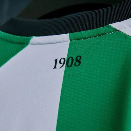 Feyenoord 3e shirt 2024-2025 geïnspireerd door uitshirt 2003-2004