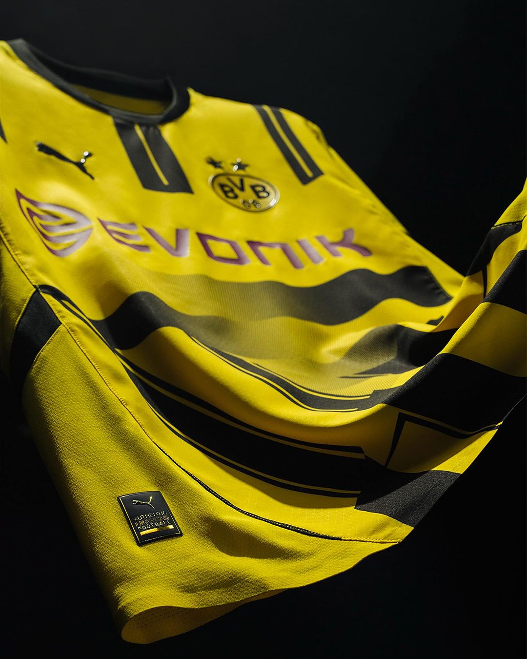 Borussia Dortmund cup voetbalshirt 2024-2025 heeft mashup design