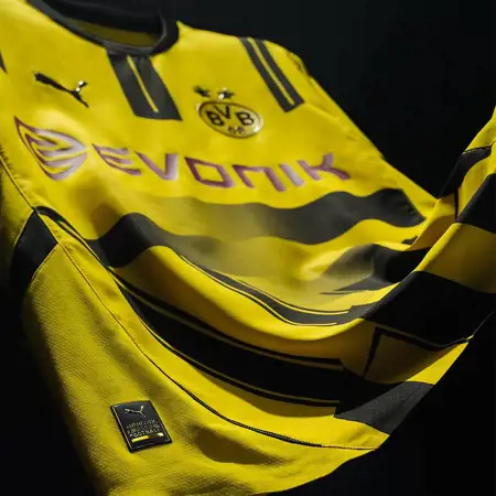 Borussia Dortmund cup voetbalshirt 2024-2025 heeft mashup design
