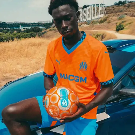 Dit zijn de Olympique Marseille voetbalshirts 2024-2025