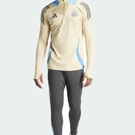 Dit trainingspak draagt Argentinië tijdens het seizoen 2024-2025!
