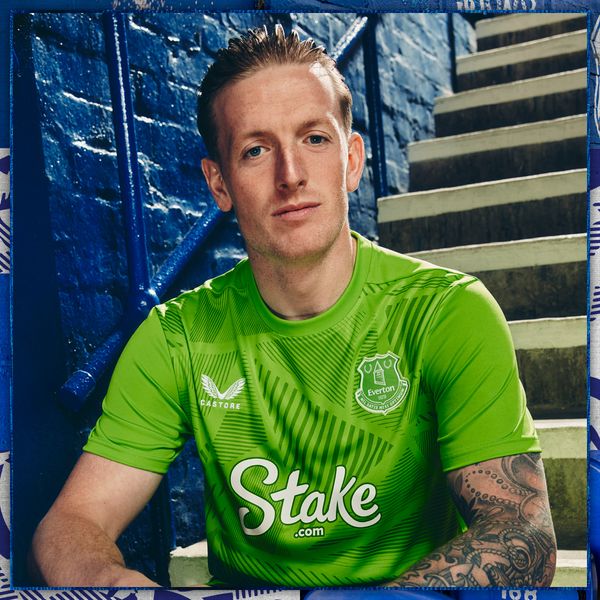 Dit zijn de Everton voetbalshirts 2024-2025 van Castore
