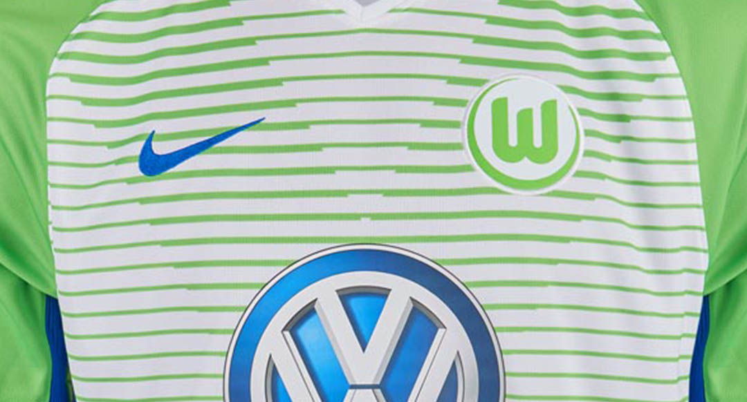 wolfsburg-shirt-2017-2018.jpg