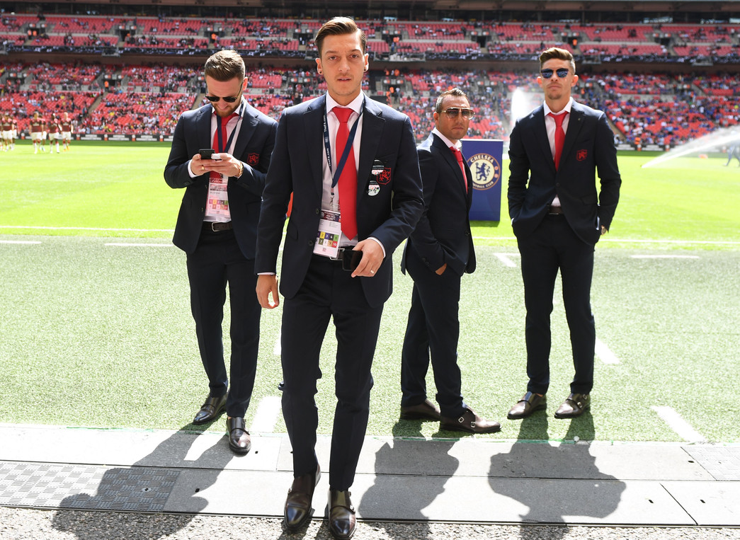 Cavallaro Napoli nieuwe leverancier maatpakken Arsenal vanaf 2017-2018