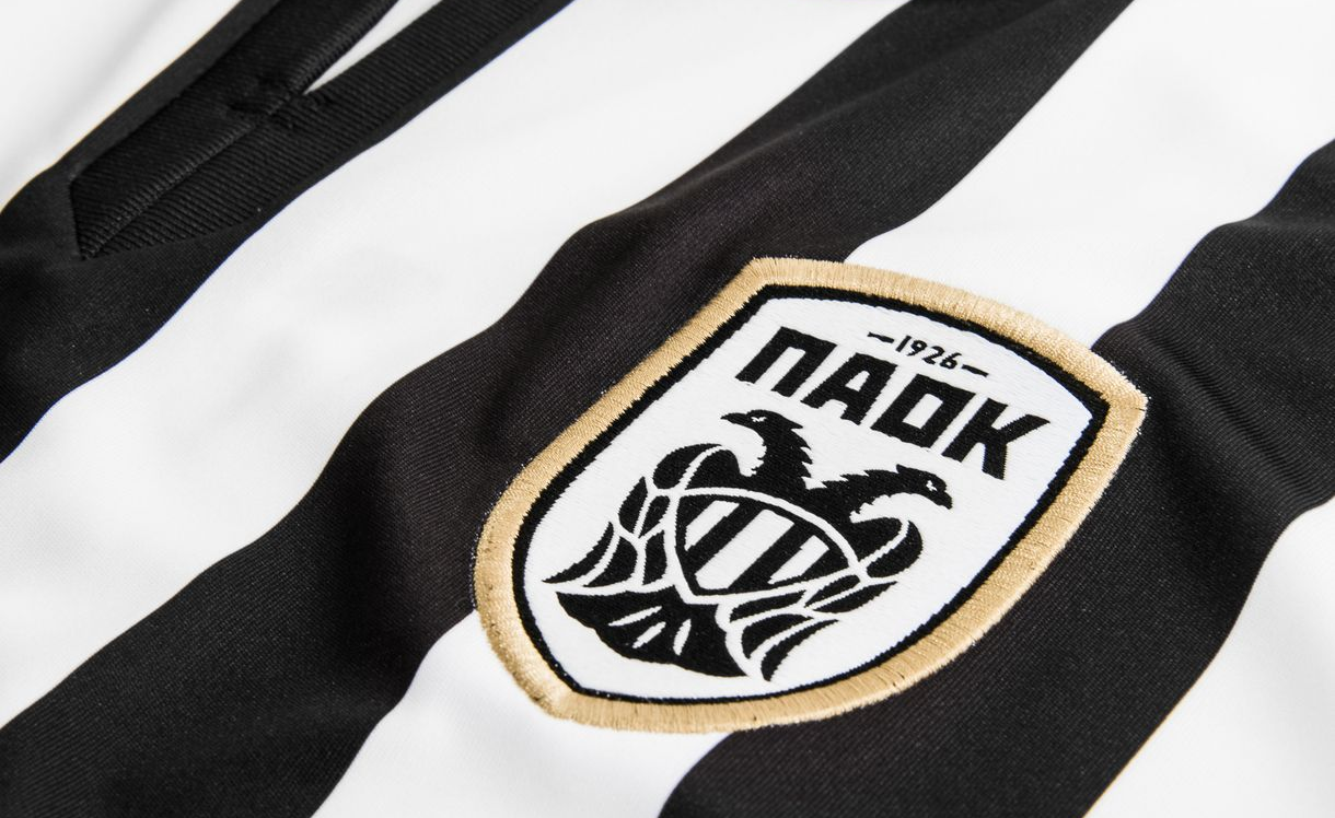paok-voetbalshirts-2017-2018.png