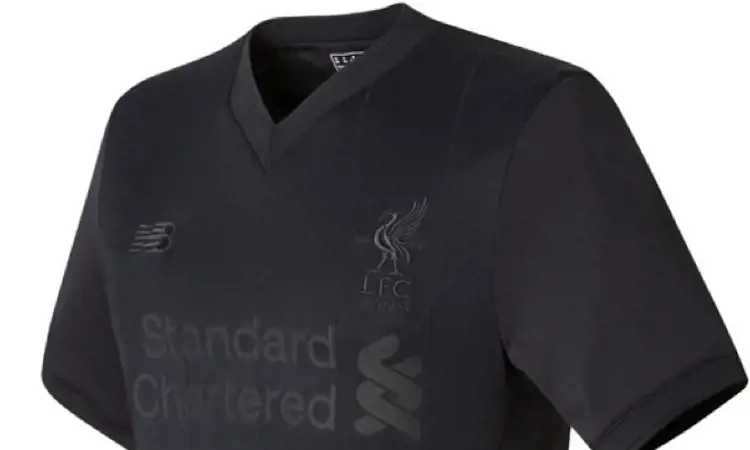 Liverpool lanceert het nieuwe New Balance Special edition Pitch