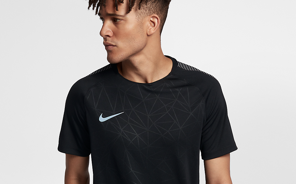 Ronaldo CR7 ''Cut to Brilliance'' trainingsshirt 2017-2018