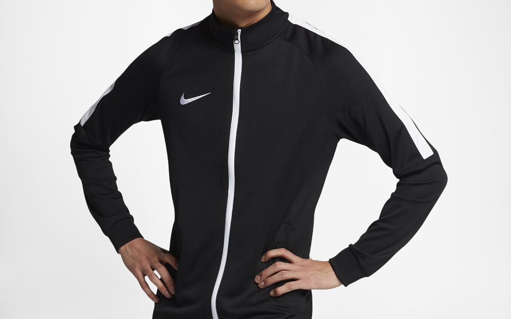 Nike Dry trainingspak - goedkope voetbal trainingspak voor kinderen en volwassenen Voetbalshirts.com