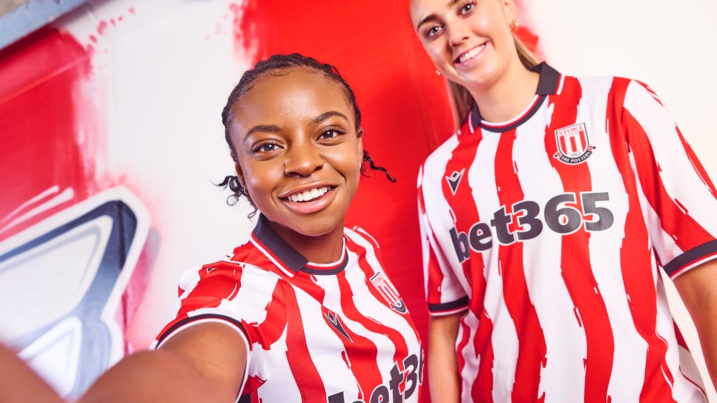 Stoke City Voetbalshirts 2025 2026