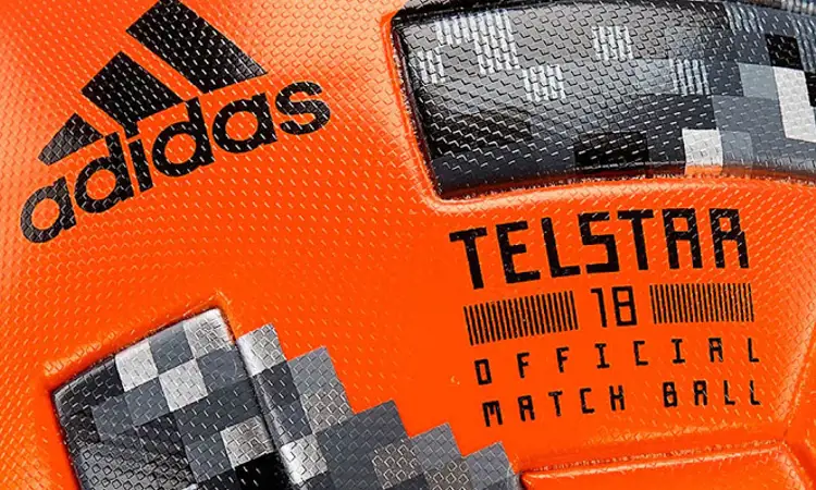 Officiële adidas WK 2018 Telstar wedstrijd winter voetbal