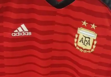 argentinie-keepersshirt-2018-2019.jpg