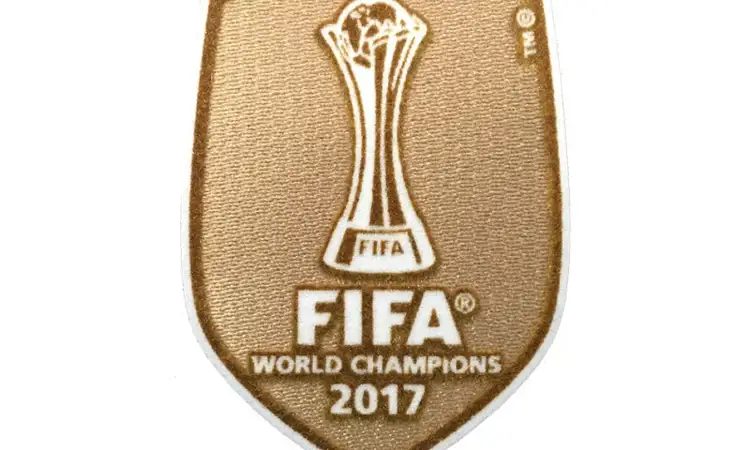 Real Madrid voetbalshirts 2017-2018 met FIFA WK winners badge
