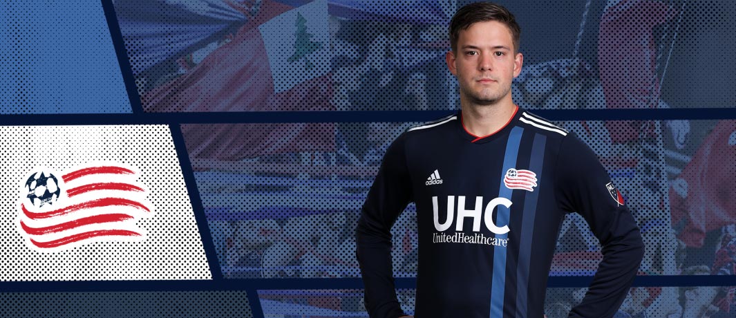 new-england-revolution-thuisshirt-2018-2019.jpg